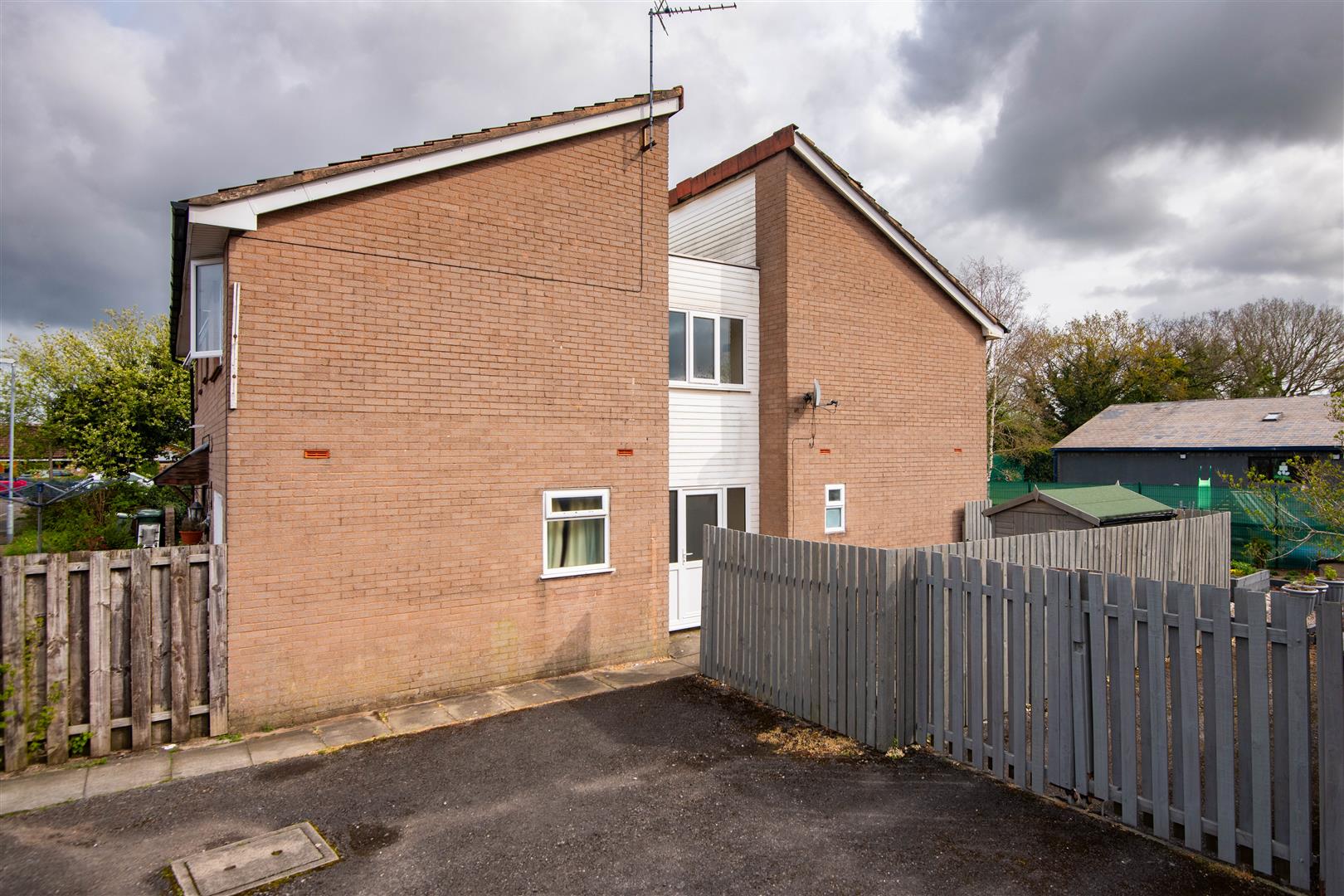 1 bed property in Oak Croft, Chorley